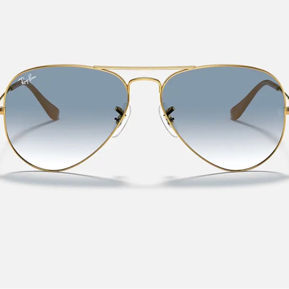 Ray-ban aviators gold frame light blue gradient